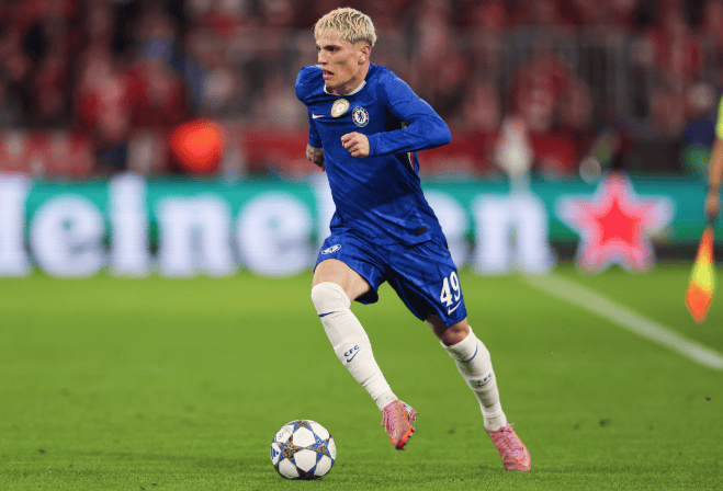 包含切尔西发布备战花絮，今夜远射贴柱，德国杯任务艰巨，训练强度明显提升的词条