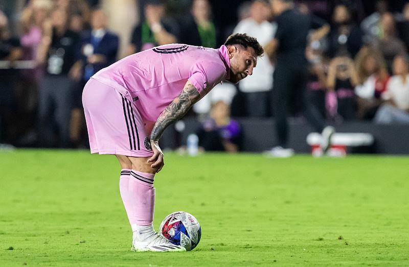 今夜底特律活塞备战德国杯，更衣室发声细节曝光，媒体盛赞，心理建设被强调的简单介绍