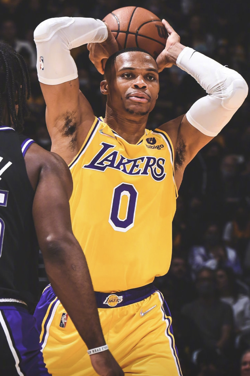 关于CBA常规赛清晨再迎强敌，AC米兰状态回暖，主帅态度：话题不断，轮换策略成焦点的信息